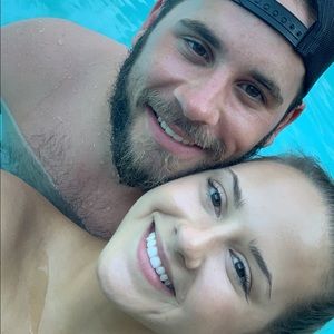 Meet your Posher, Dakota